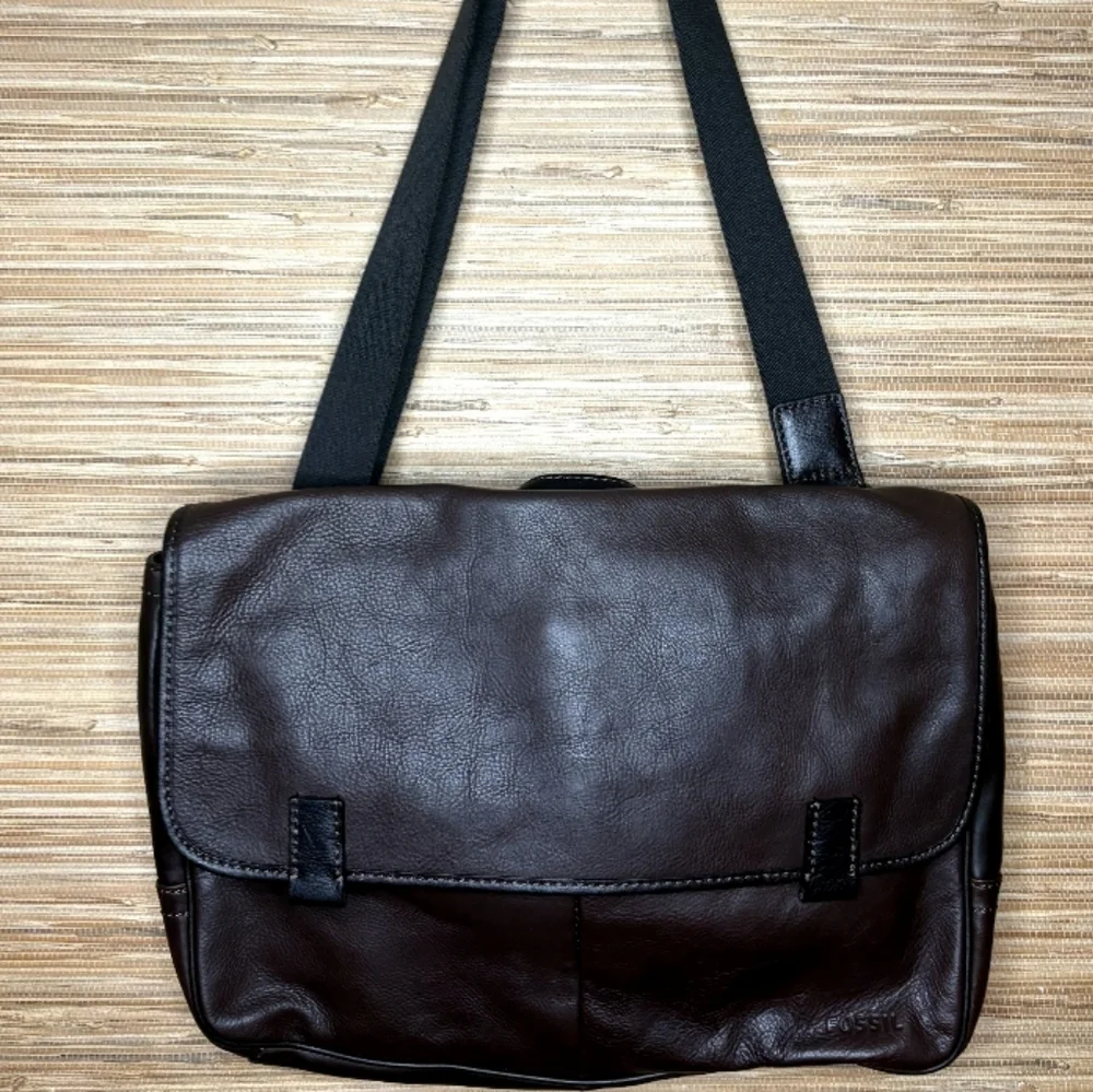 Fossil Brown Leather Briefcase Unisex